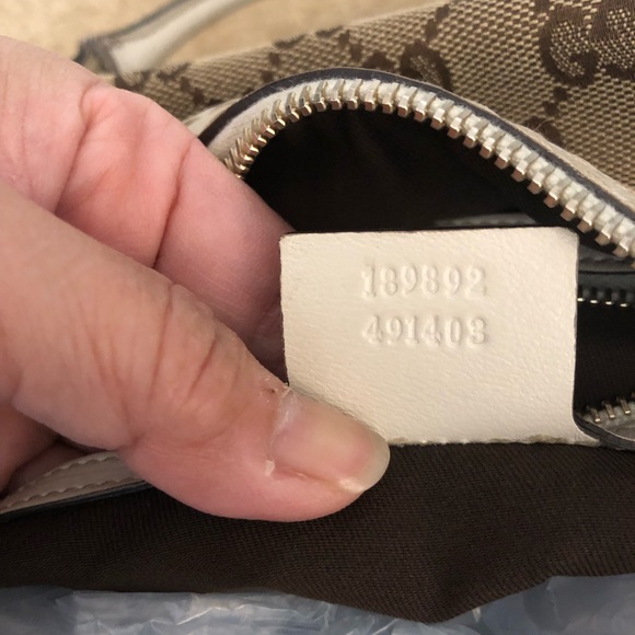 Authentic Gucci - Picture 5 of 6